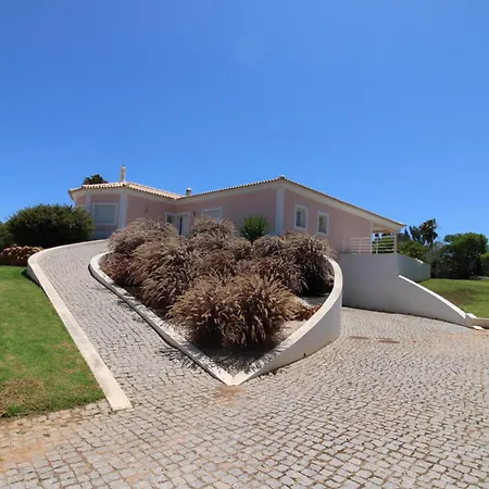 Sea House *